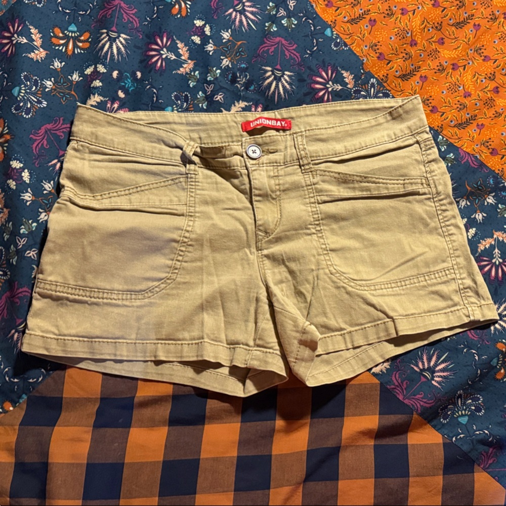 UNIONBAY Tan Women's Cargo Shorts
